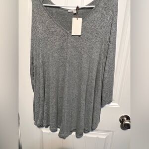 Lightweight sweater, green/gray color
